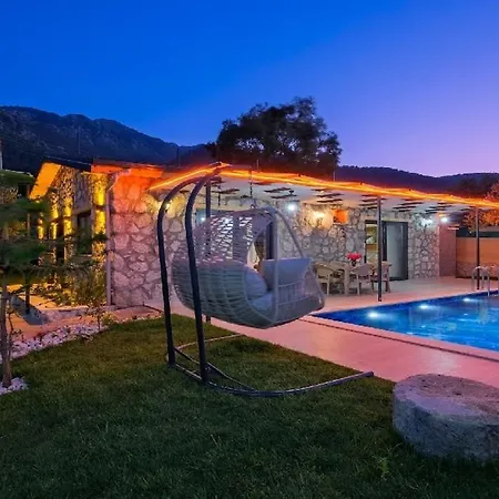 With Private Pool For 4 People In Bozyer, *