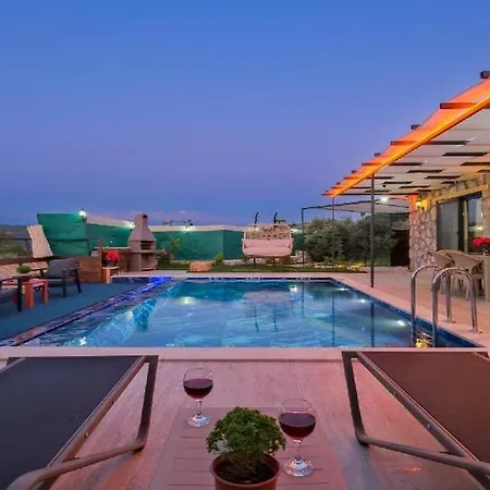 With Private Pool For 4 People In Bozyer, Villa *