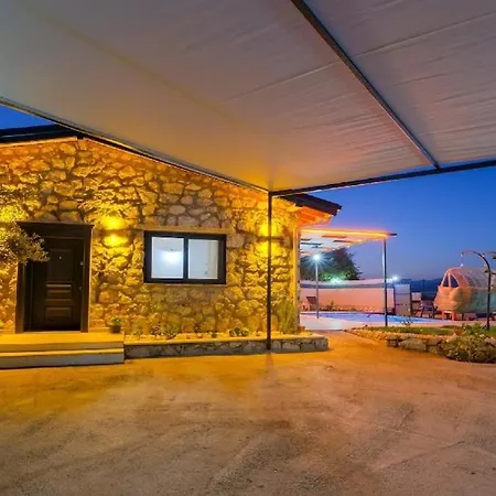 With Private Pool For 4 People In Bozyer, Villa Fethiye