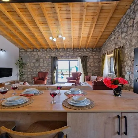 Villa With Private Pool For 4 People In Bozyer, *