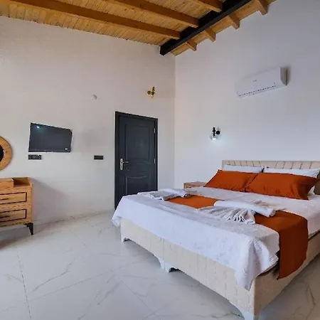 Villa With Private Pool For 4 People In Bozyer,
